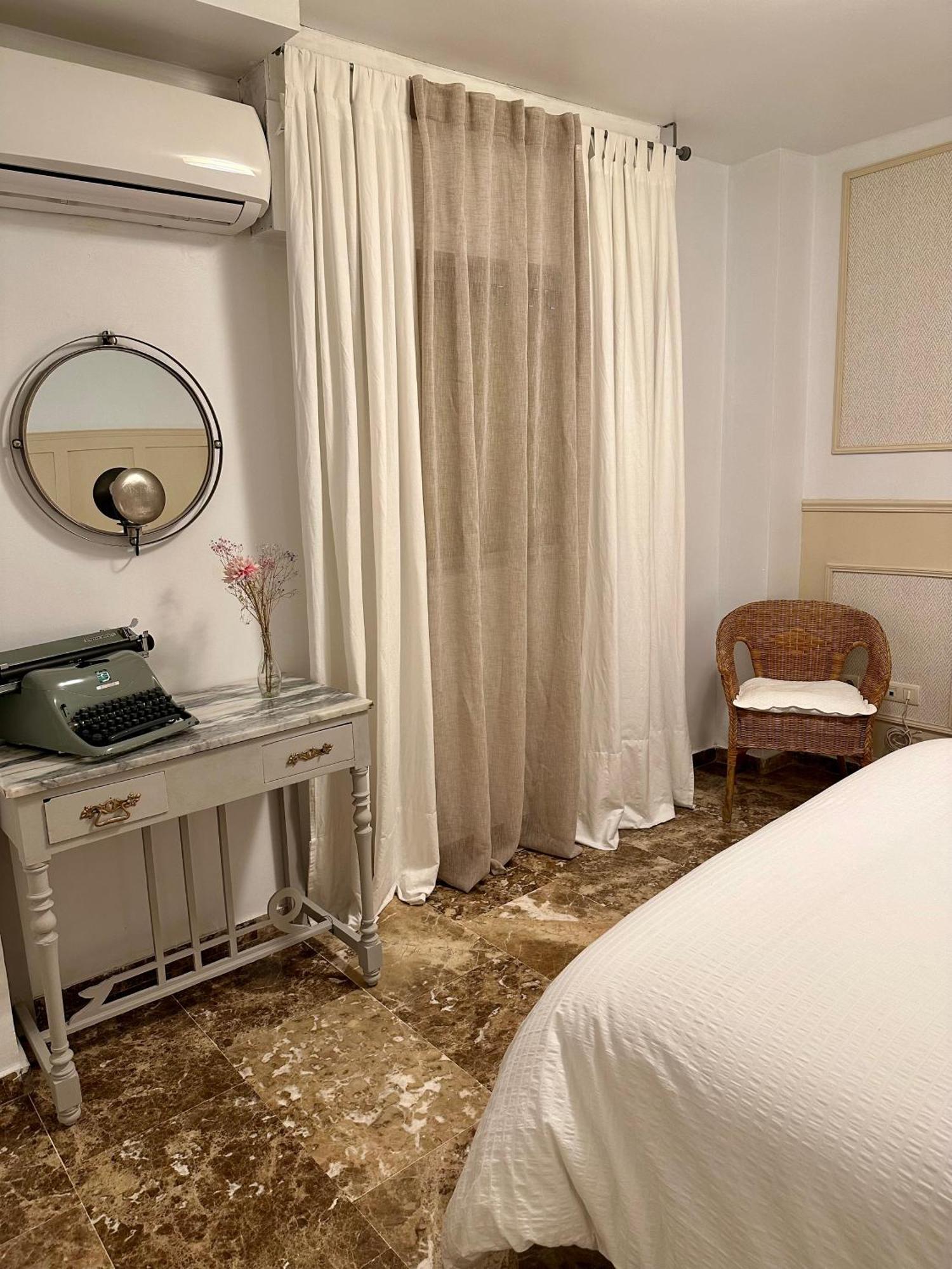 Habitacion Confort Centro Para 2 Personas Гранада Екстериор снимка