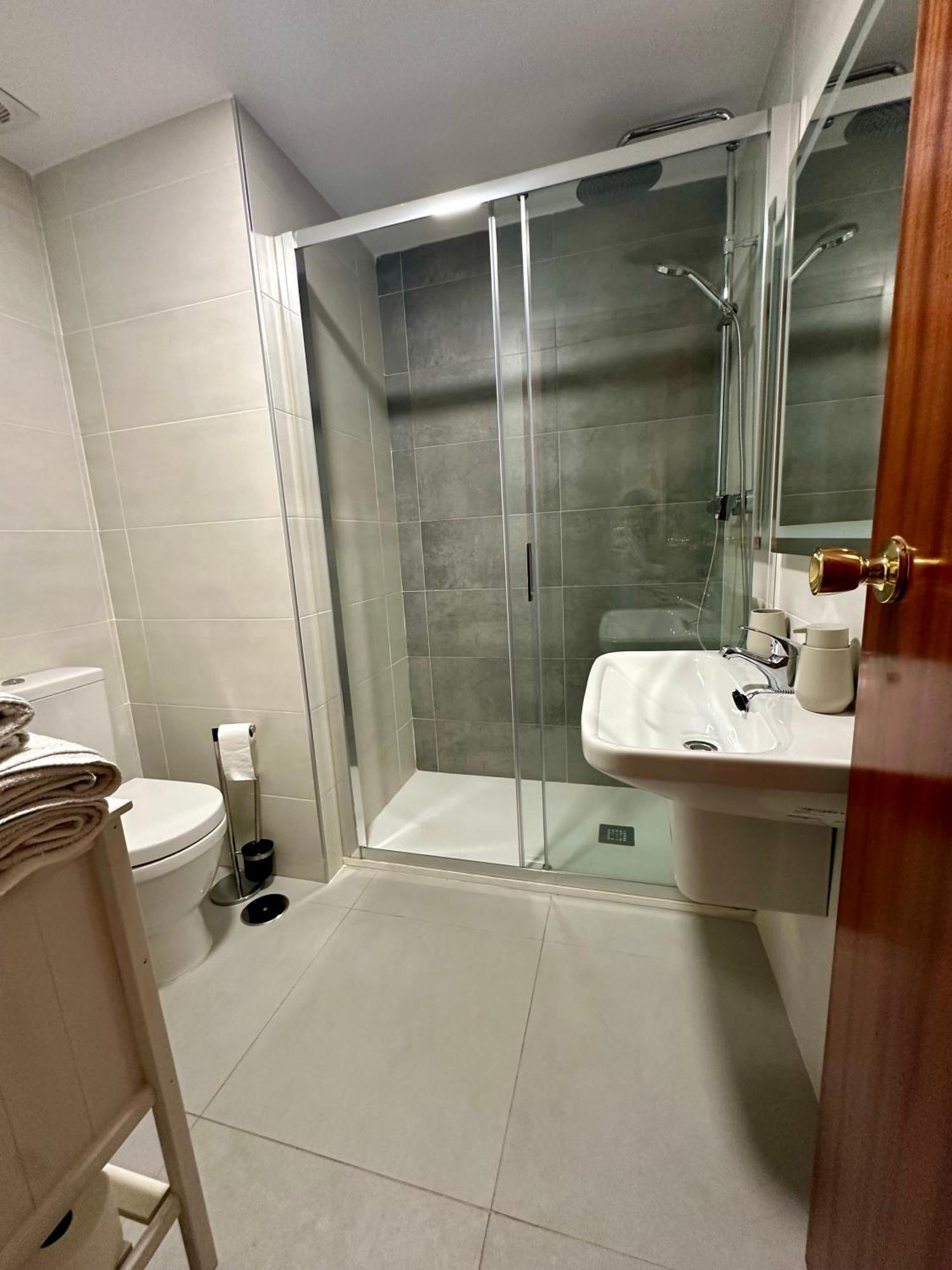Habitacion Confort Centro Para 2 Personas Гранада Екстериор снимка